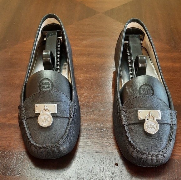 Michael Michael Kors Women's Hamilton Loafer/Moccasin - Picture 4 of 5